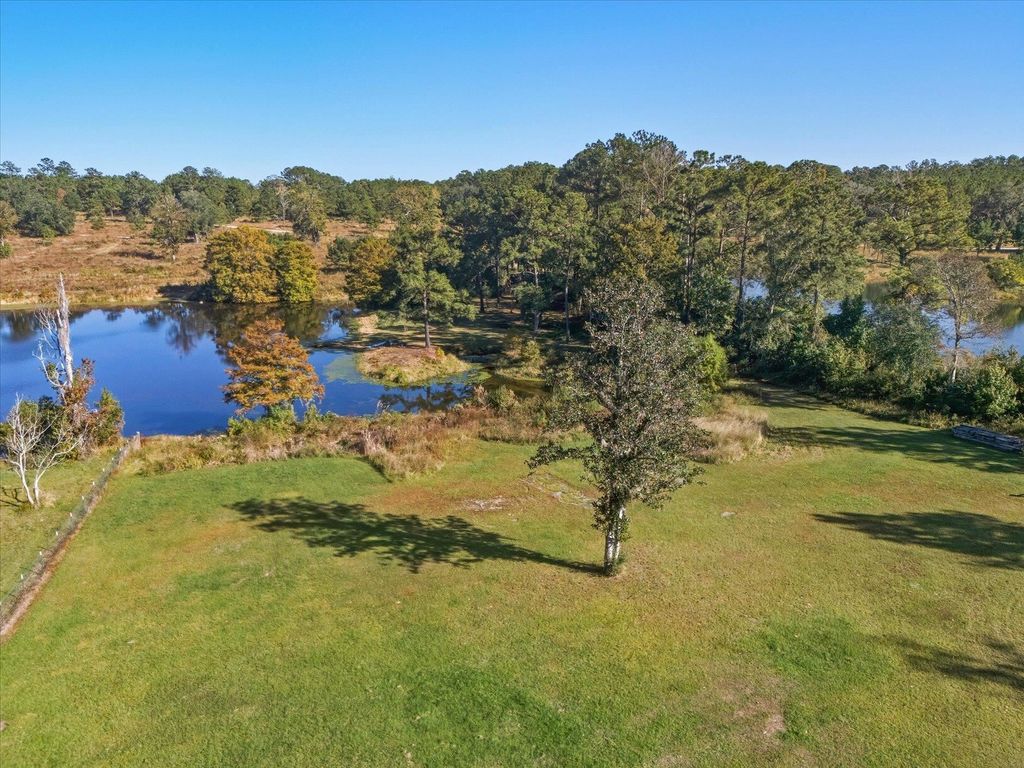 Photo of 1627 Lloyd Creek Road, Monticello, FL 32344 (MLS # 395569)