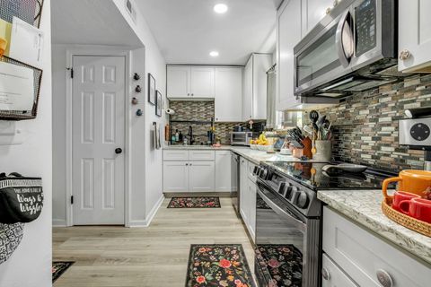 Tiny photo for 2949 N Shamrock Street, Tallahassee, FL 32309 (MLS # 396764)