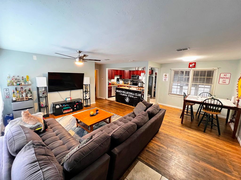 Photo of 400 Murat Street, Tallahassee, FL 32304 (MLS # 393325)