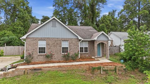 Photo of 4102 Cottage Wood Trail, Tallahassee, FL 32311 (MLS # 399743)