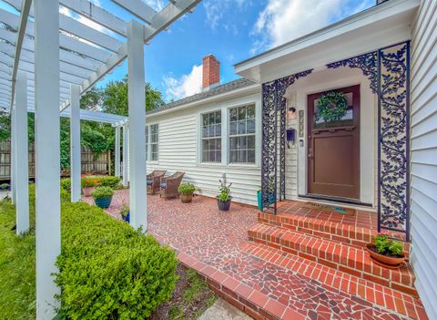 Tiny photo for 1116 Mitchell Avenue, Tallahassee, FL 32303 (MLS # 400460)