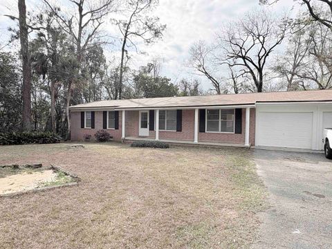 Photo of 3241 BIG OAK Street, Tallahassee, FL 32311 (MLS # 396583)