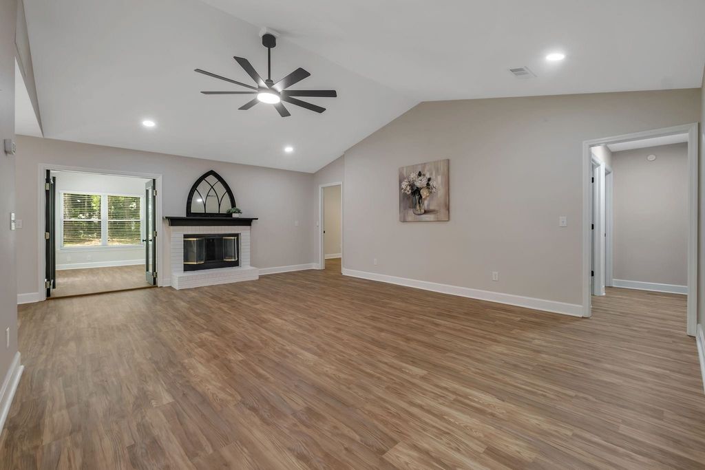 Photo of 10564 LAKE IAMONIA Drive, Tallahassee, FL 32312 (MLS # 399570)