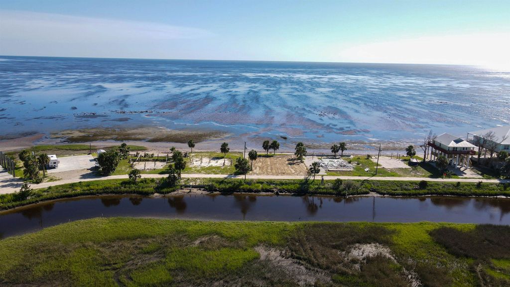 Photo of 22193 S Gulfview Drive, Perry, FL 32348 (MLS # 395682)