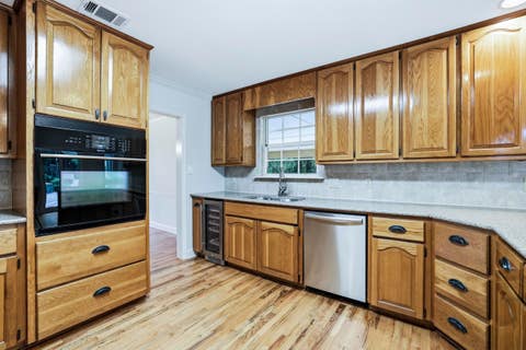 Tiny photo for 756 Rhoden Cove Road, Tallahassee, FL 32312 (MLS # 400587)
