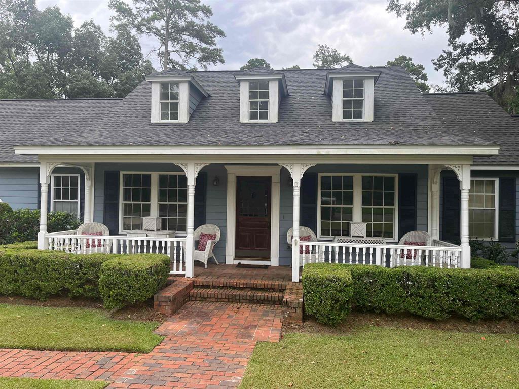 Photo of 2754 Everett Lane, Tallahassee, FL 32308 (MLS # 389426)