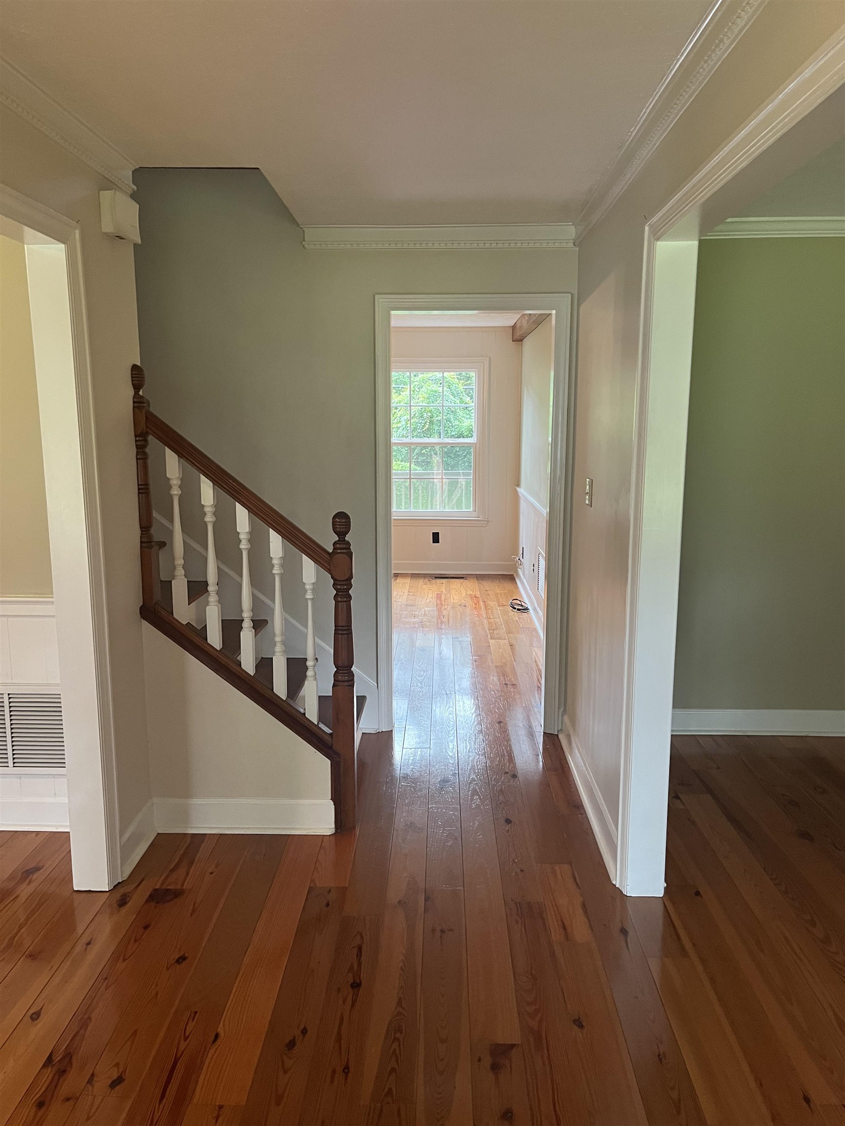 2754 Everett Lane