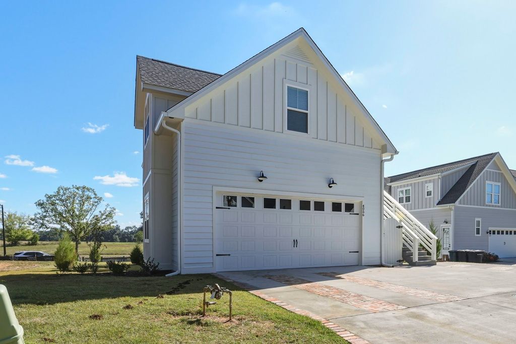 Photo of 4056-1 Biltmore Avenue, Tallahassee, FL 32311 (MLS # 393382)