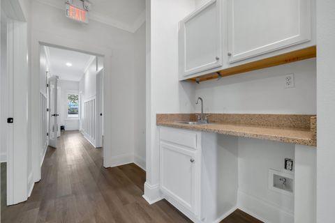 Tiny photo for 1725 NE Capital Circle #205, Tallahassee, FL 32308 (MLS # 397418)