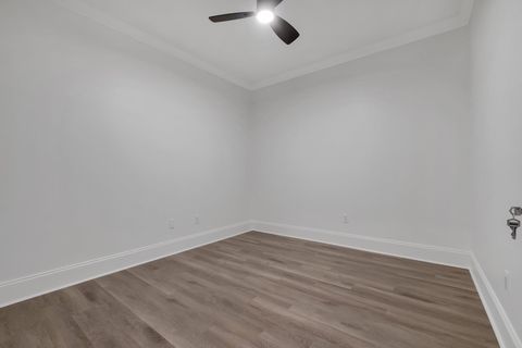 Tiny photo for 1725 NE Capital Circle #205, Tallahassee, FL 32308 (MLS # 397418)