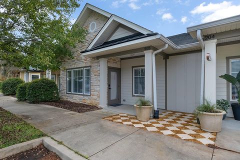 Photo of 1725 NE Capital Circle #205, Tallahassee, FL 32308 (MLS # 397418)