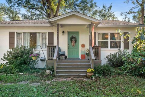 Photo of 3405 Swatts Road, Tallahassee, FL 32303 (MLS # 392152) Photo of 3405 Swatts Road, Tallahassee, FL 32303 (MLS # 392152)
