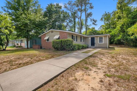 Tiny photo for 322 Meadowbrook Lane, Tallahassee, FL 32304 (MLS # 398899)