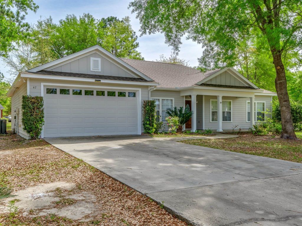 Photo of 47 Amy Lane, Crawfordville, FL (MLS # 392462)