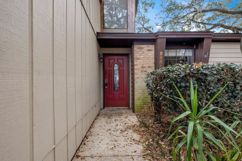 Photo of 2431 Manzanita Court #C, Tallahassee, FL 32303 (MLS # 396497)
