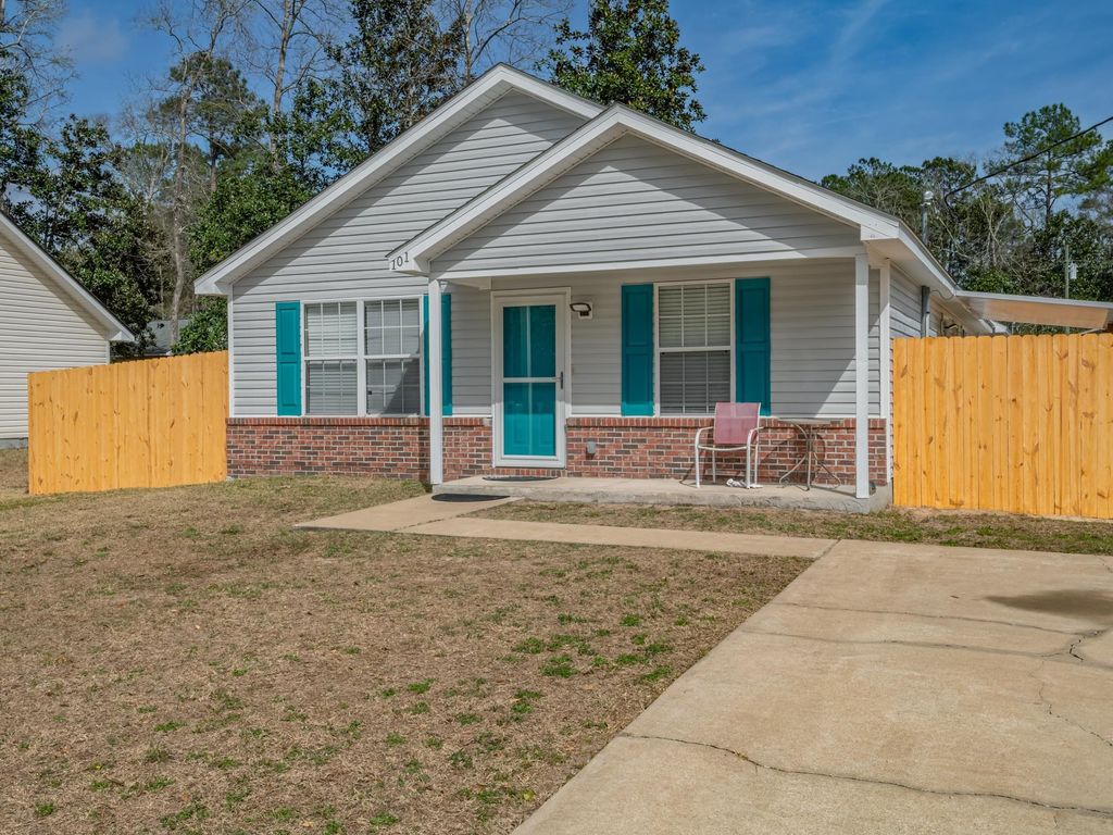 Photo of 101 Haida Trail, Crawfordville, FL 32327 (MLS # 397313)