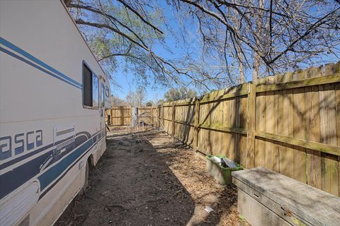 Tiny photo for 6611 Crooked Creek Road, Tallahassee, FL 32311 (MLS # 396870)