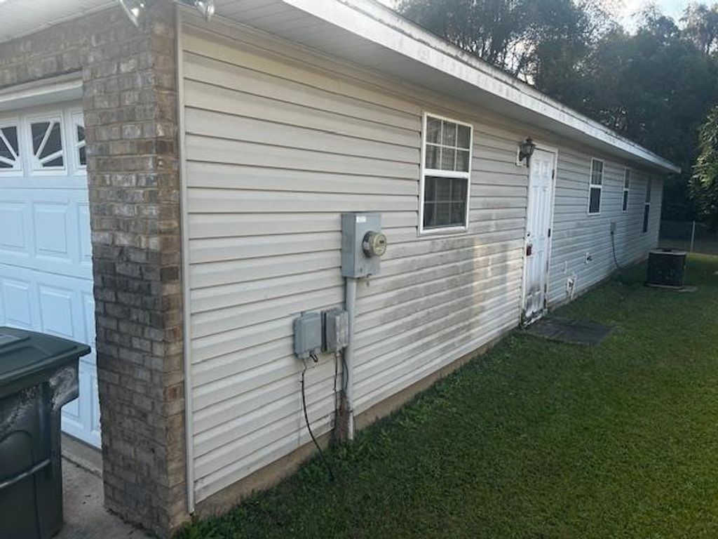Photo of 872 Medical Commons Drive, Tallahassee, FL 32305 (MLS # 395024)