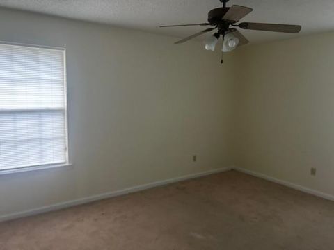Tiny photo for 872 Medical Commons Drive, Tallahassee, FL 32305 (MLS # 395024)