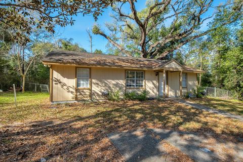 Tiny photo for 912 BALD EAGLE Run, Tallahassee, FL 32304 (MLS # 397290)