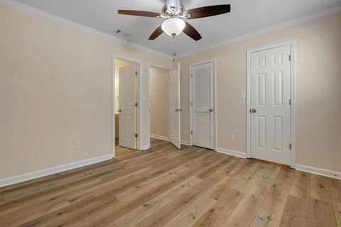 Tiny photo for 1300 Ocala Road #C, Tallahassee, FL 32304 (MLS # 397085)