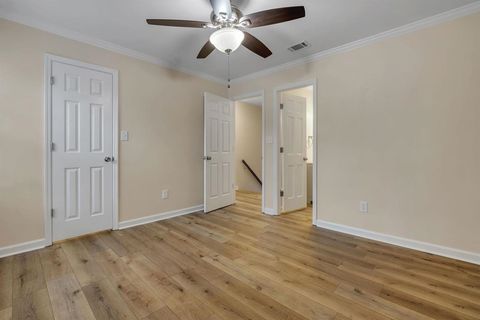 Tiny photo for 1300 Ocala Road #C, Tallahassee, FL 32304 (MLS # 397085)