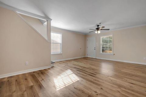 Tiny photo for 1300 Ocala Road #C, Tallahassee, FL 32304 (MLS # 397085)