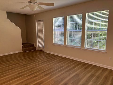 Tiny photo for 3041 E Camelliawood Circle, Tallahassee, FL 32301 (MLS # 372592)