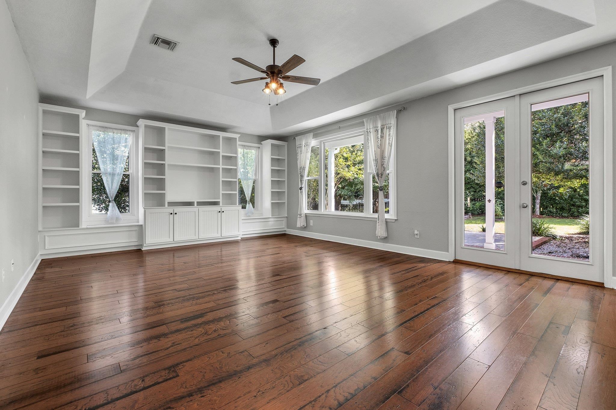 3210 Salinger Way