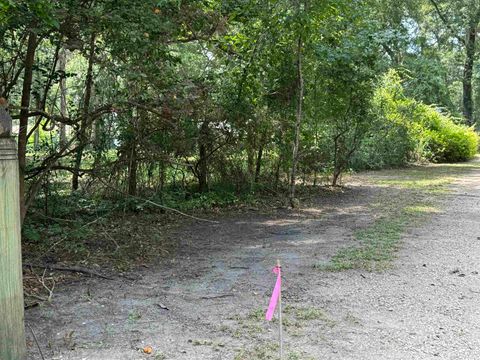 Tiny photo for Parramore Shores Road, Tallahassee, FL 32310 (MLS # 392941)