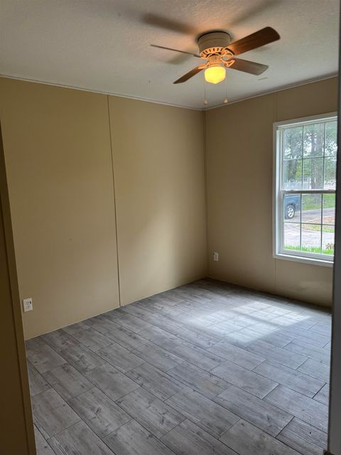 Tiny photo for 31 Jean Drive, Crawfordville, FL 32327 (MLS # 398160)