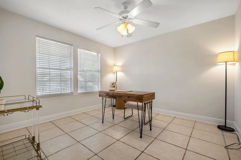 Tiny photo for 928 SADDLE CREEK Run, Tallahassee, FL 32301 (MLS # 392234)