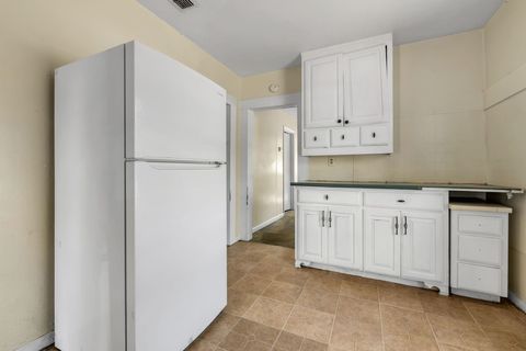 Tiny photo for 1240 Lake Avenue, Tallahassee, FL 32310 (MLS # 394474)
