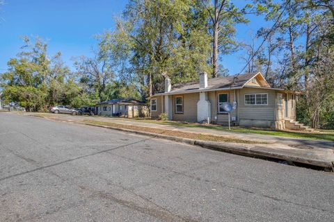 Tiny photo for 1240 Lake Avenue, Tallahassee, FL 32310 (MLS # 394474)