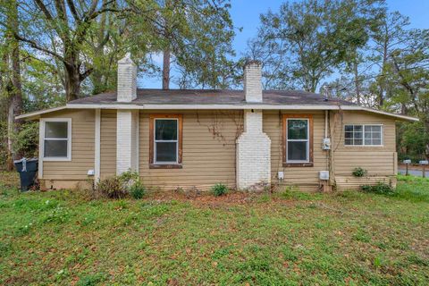 Tiny photo for 1240 Lake Avenue, Tallahassee, FL 32310 (MLS # 394474)