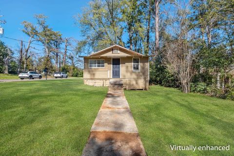 1240 Lake Avenue Tallahassee FL 32310