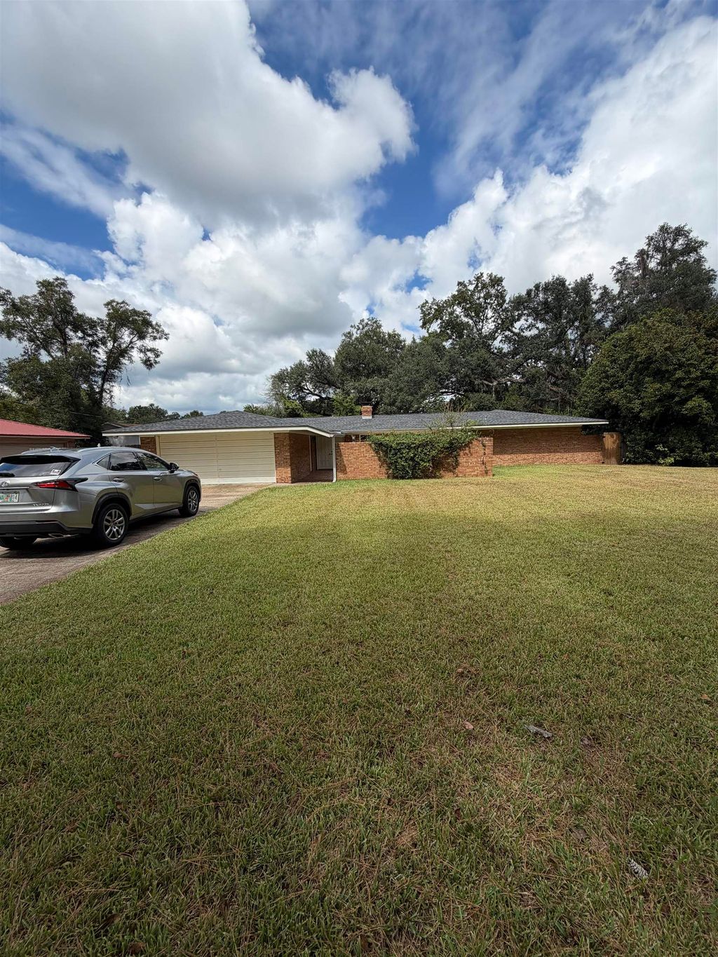 Photo of 1932 Shady Oaks Drive, Tallahassee, FL 32303 (MLS # 391597)