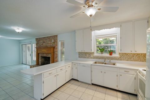 Tiny photo for 1425 Woodgate Way, Tallahassee, FL 32308 (MLS # 391219)
