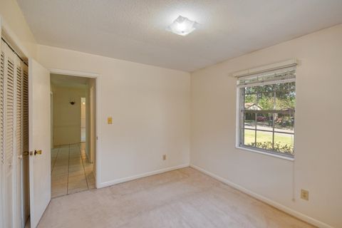Tiny photo for 1425 Woodgate Way, Tallahassee, FL 32308 (MLS # 391219)