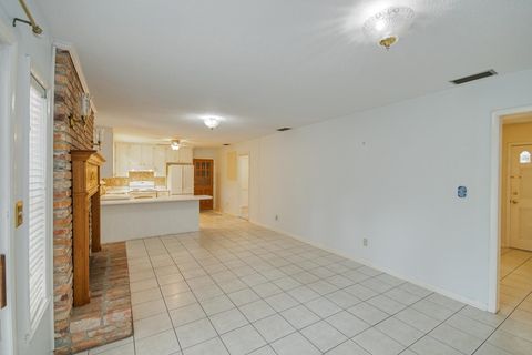 Tiny photo for 1425 Woodgate Way, Tallahassee, FL 32308 (MLS # 391219)