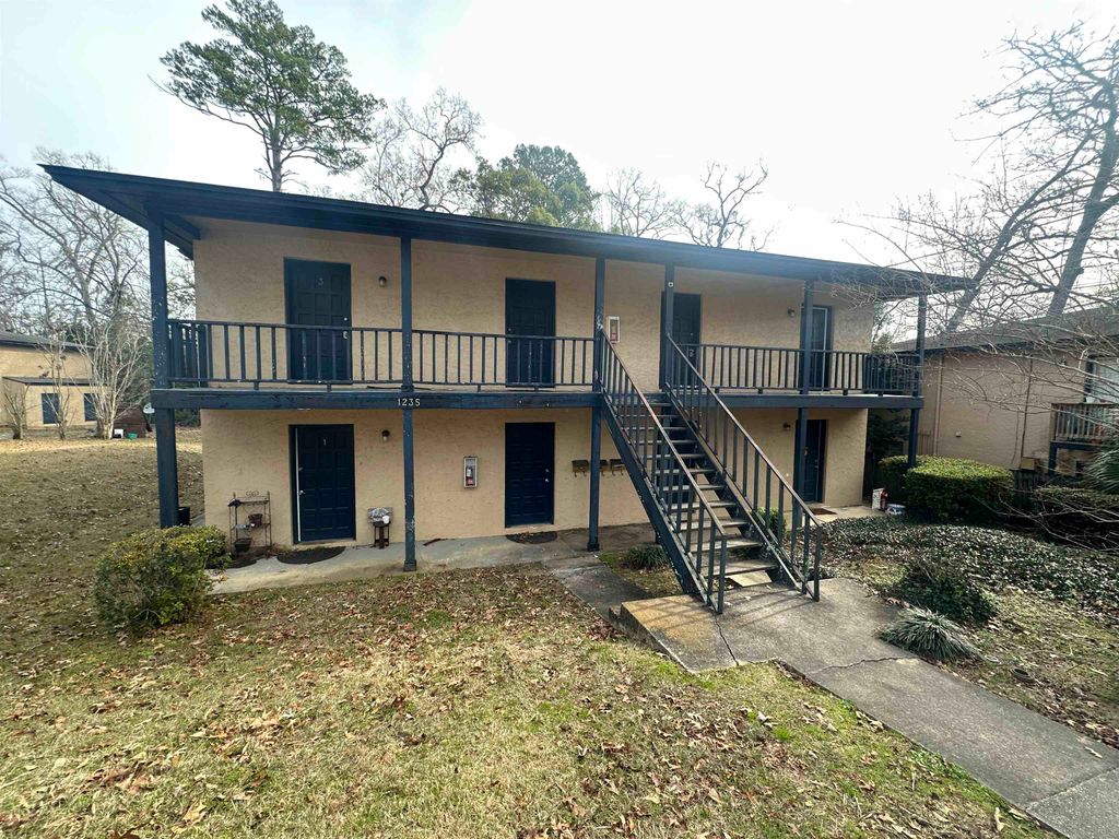Photo of 1235 BUCKINGHAM Drive #4, Tallahassee, FL 32308 (MLS # 393195)