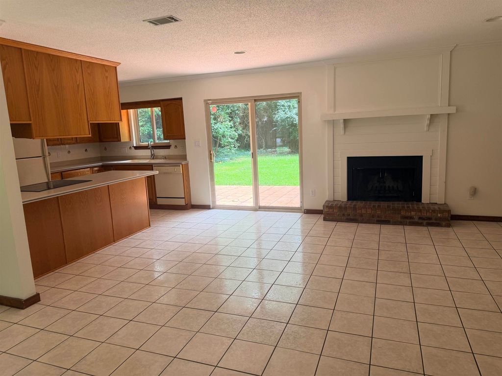 Photo of 3201 Whirlaway Trail, Tallahassee, FL 32309 (MLS # 400535)