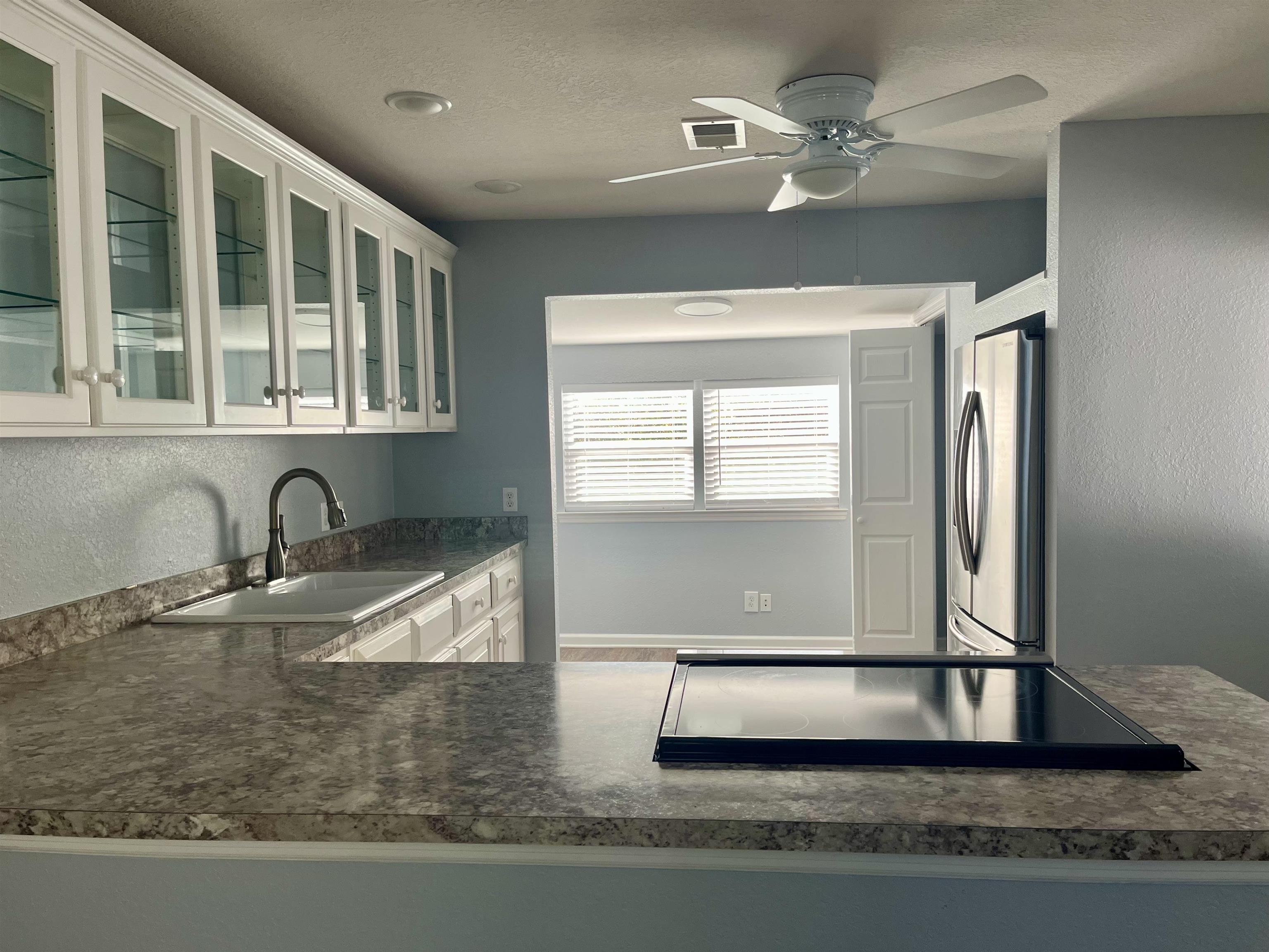 67 Summer Brooke Lane