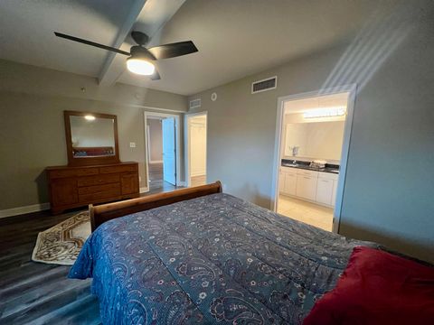 Tiny photo for 300 S Duval Street #611, Tallahassee, FL 32301 (MLS # 394695)