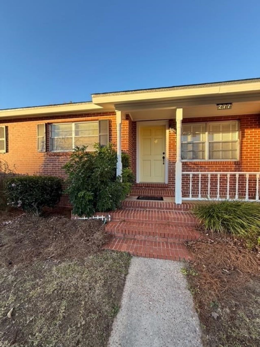 Photo of 277 SE WOODLAWN Street, Madison, FL 32340 (MLS # 394122)