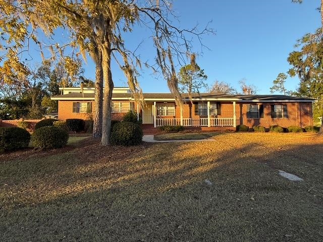 Photo 1 of 51 — 277 SE WOODLAWN Street, Madison, FL 32340