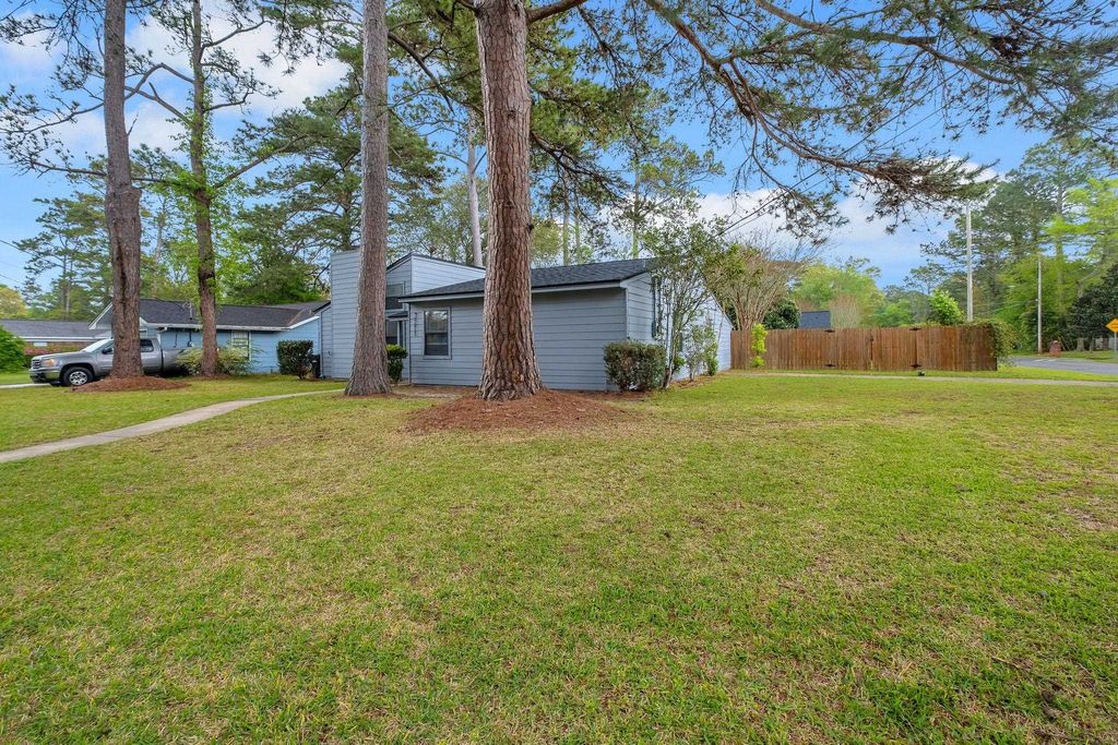 Photo of 3211 Thames Drive, Tallahassee, FL 32309 (MLS # 397897)