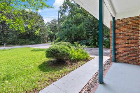 Tiny photo for 2003 SCENIC Road, Tallahassee, FL 32303 (MLS # 402039)