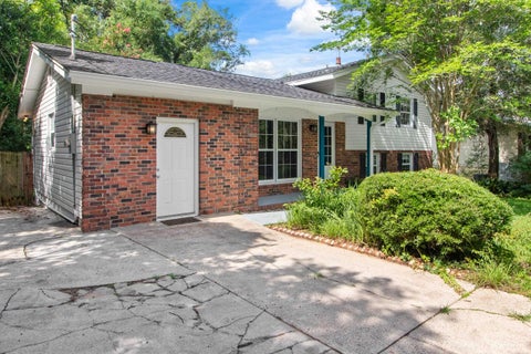 Tiny photo for 2003 SCENIC Road, Tallahassee, FL 32303 (MLS # 402039)