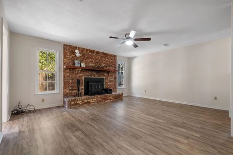 Tiny photo for 3401 Whitney Court, Tallahassee, FL 32309 (MLS # 392197)